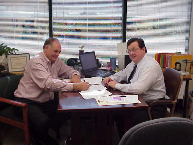 Jeffs working with client Walker to help him get a great mortgage rate!